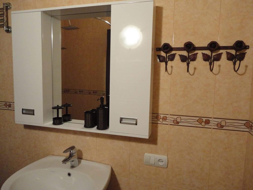 Art House Petunia Apartment Tbilisi Bagian luar foto