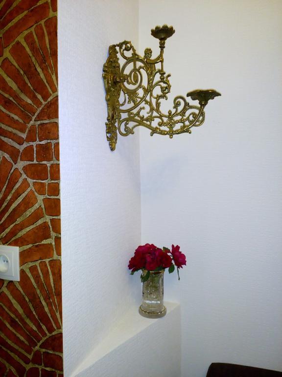 Art House Petunia Apartment Tbilisi Bagian luar foto