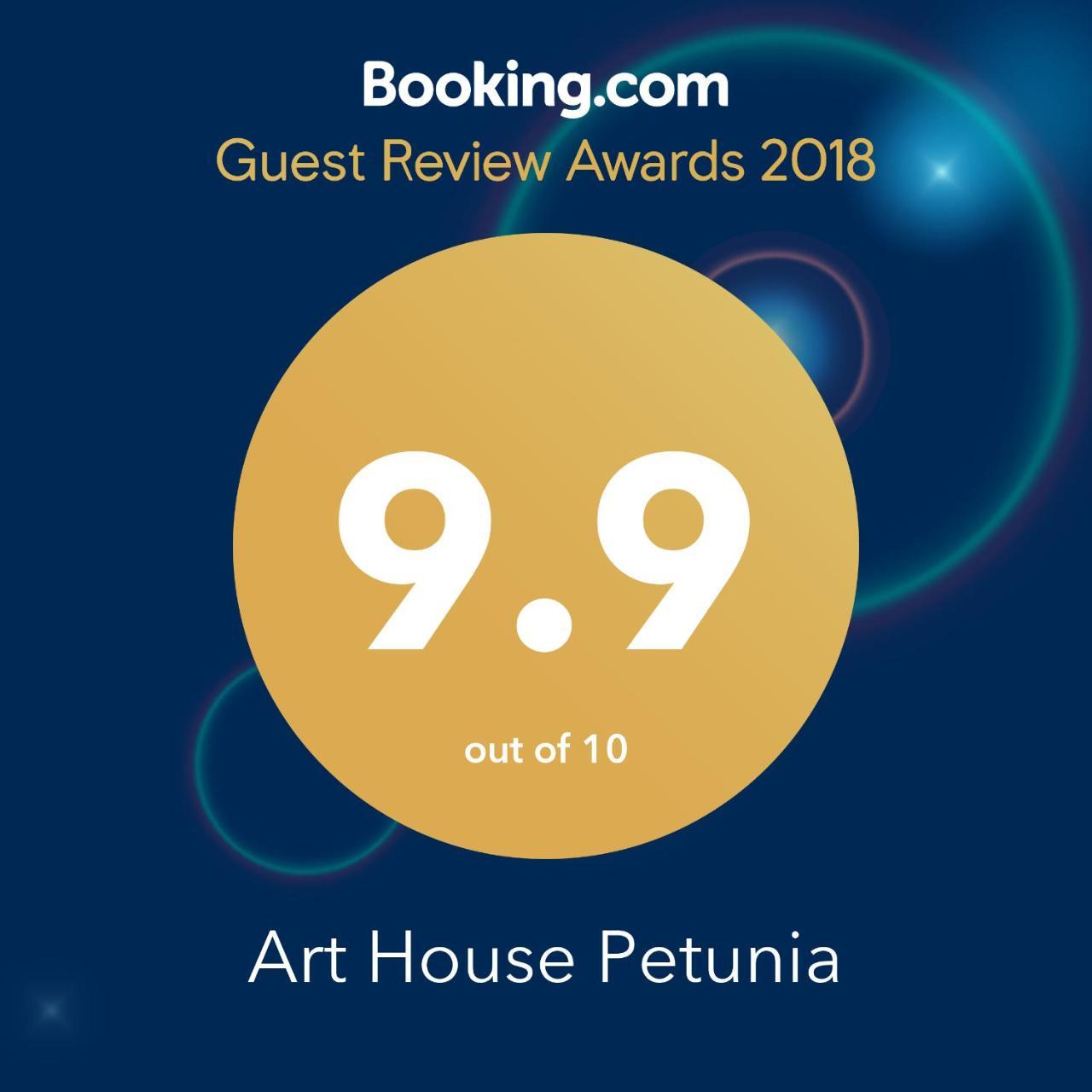 Art House Petunia Apartment Tbilisi Bagian luar foto